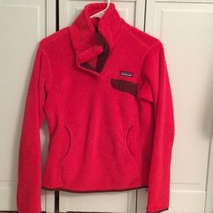 Women’s red Patagonia pullover